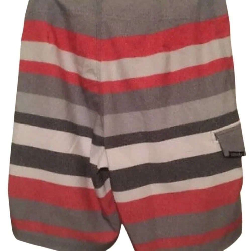 EZEKIEL SIZE 30 BOARD SHORTS